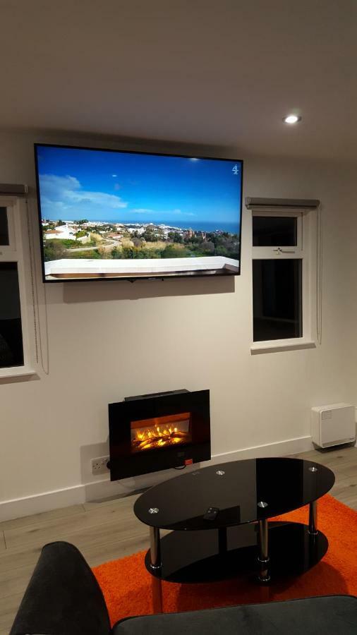 Ruth'S Refresh Country Retreat With Private Hot Tub Villa Shrewsbury Exteriör bild